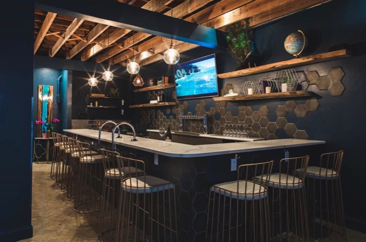 wine bar